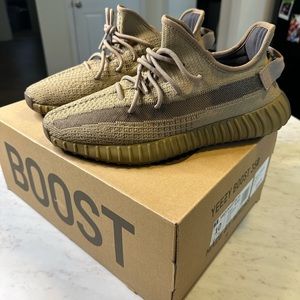 Yeezy 350 “Earth”
